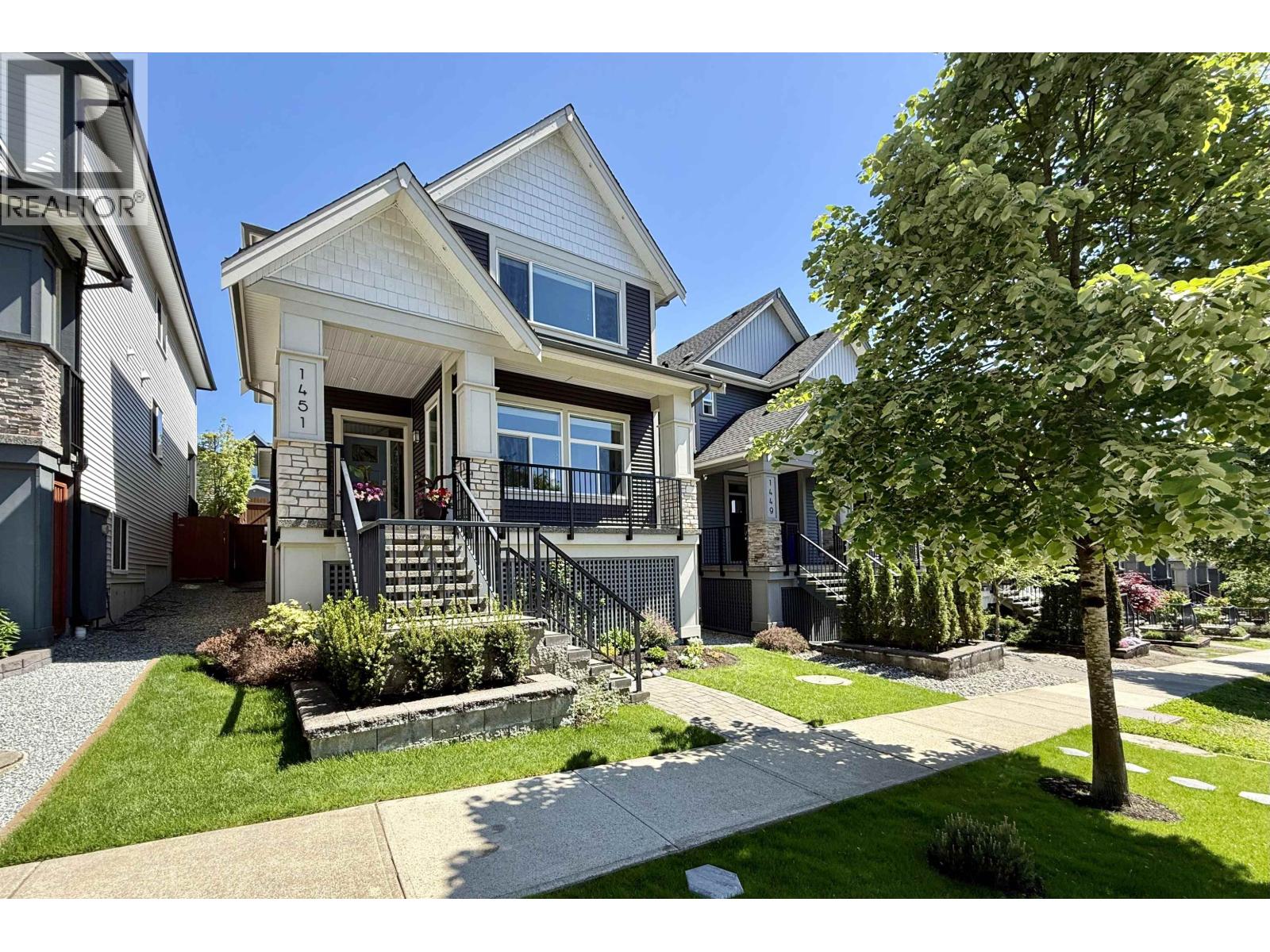 1451 Dayton Street, Coquitlam, British Columbia  V3E 3H2 - Photo 2 - R3163050