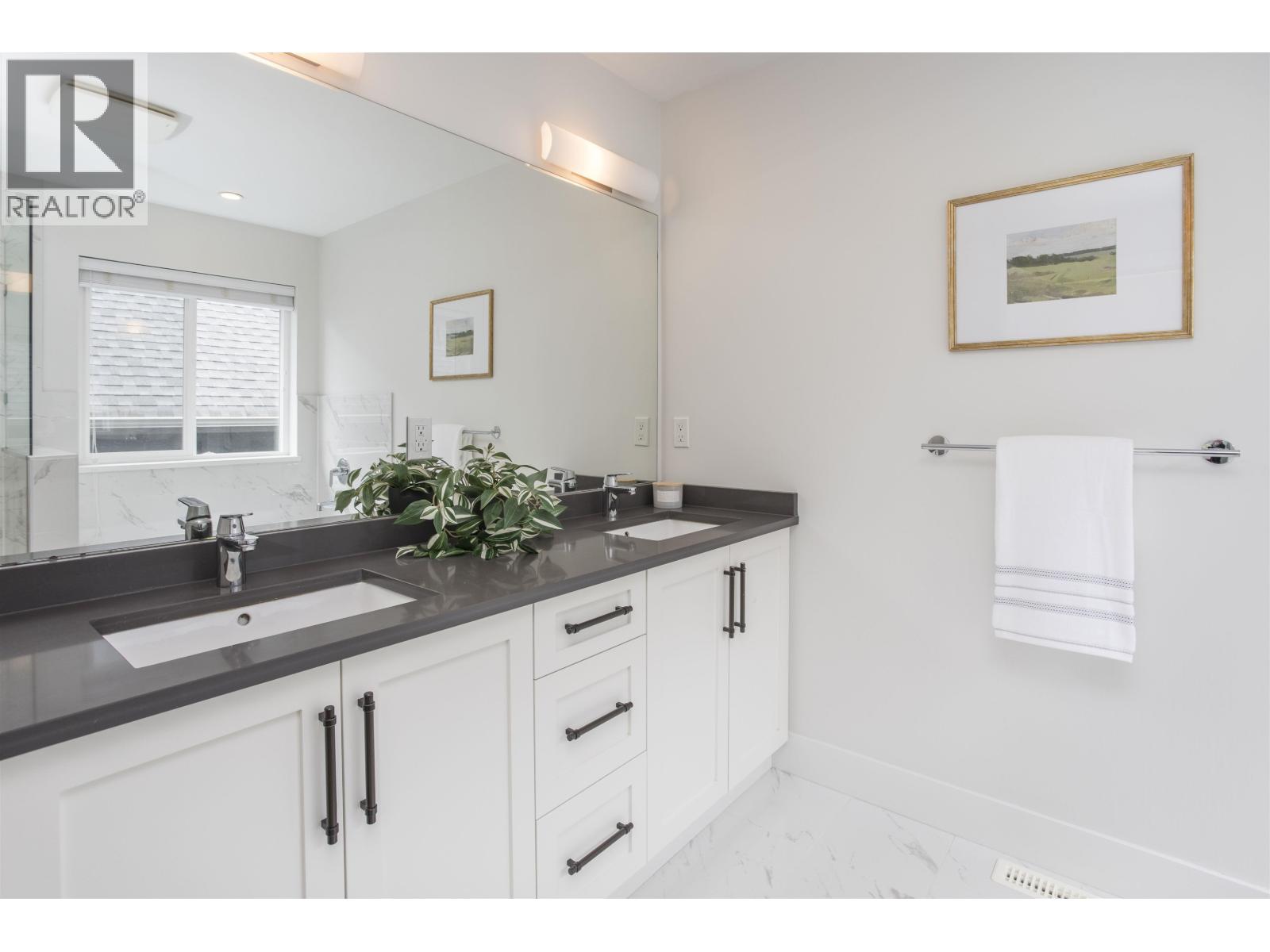 1451 Dayton Street, Coquitlam, British Columbia  V3E 3H2 - Photo 21 - R3163050