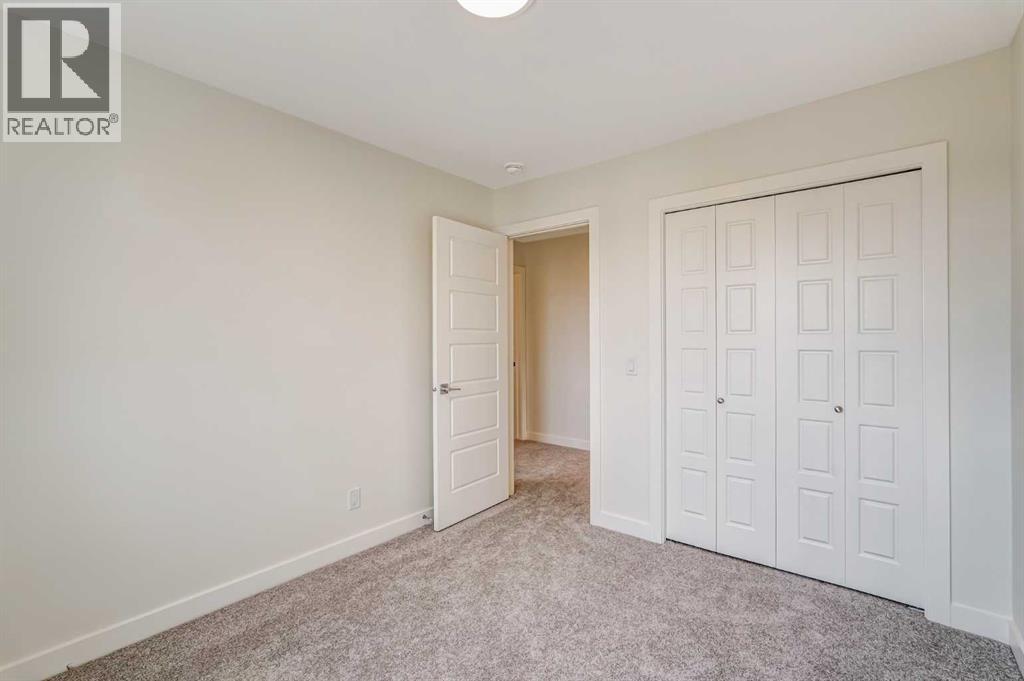 225 Bridgeport Gate, Chestermere, Alberta  T1X 3E2 - Photo 18 - A2342931