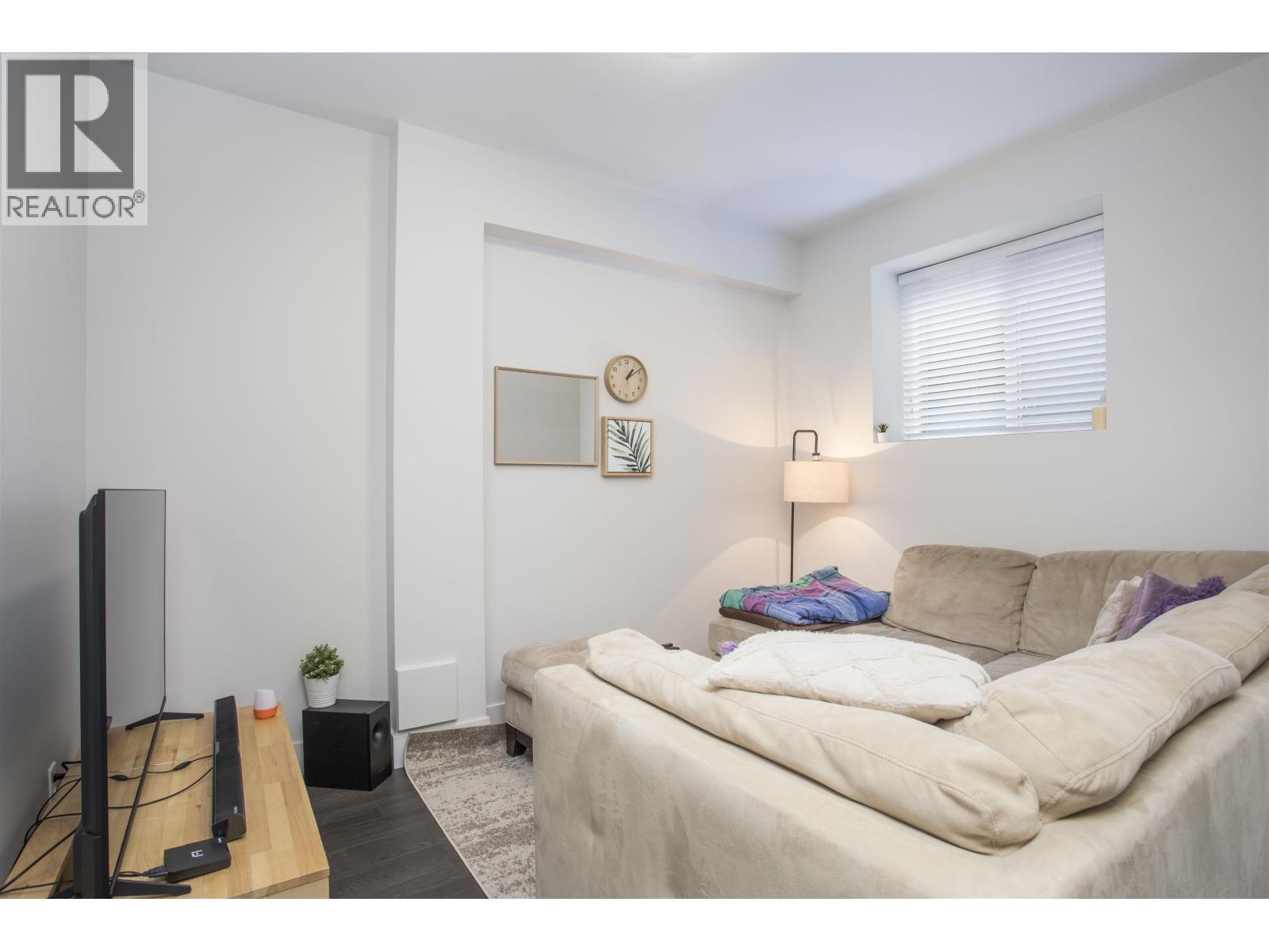 1451 Dayton Street, Coquitlam, British Columbia  V3E 3H2 - Photo 34 - R3163050