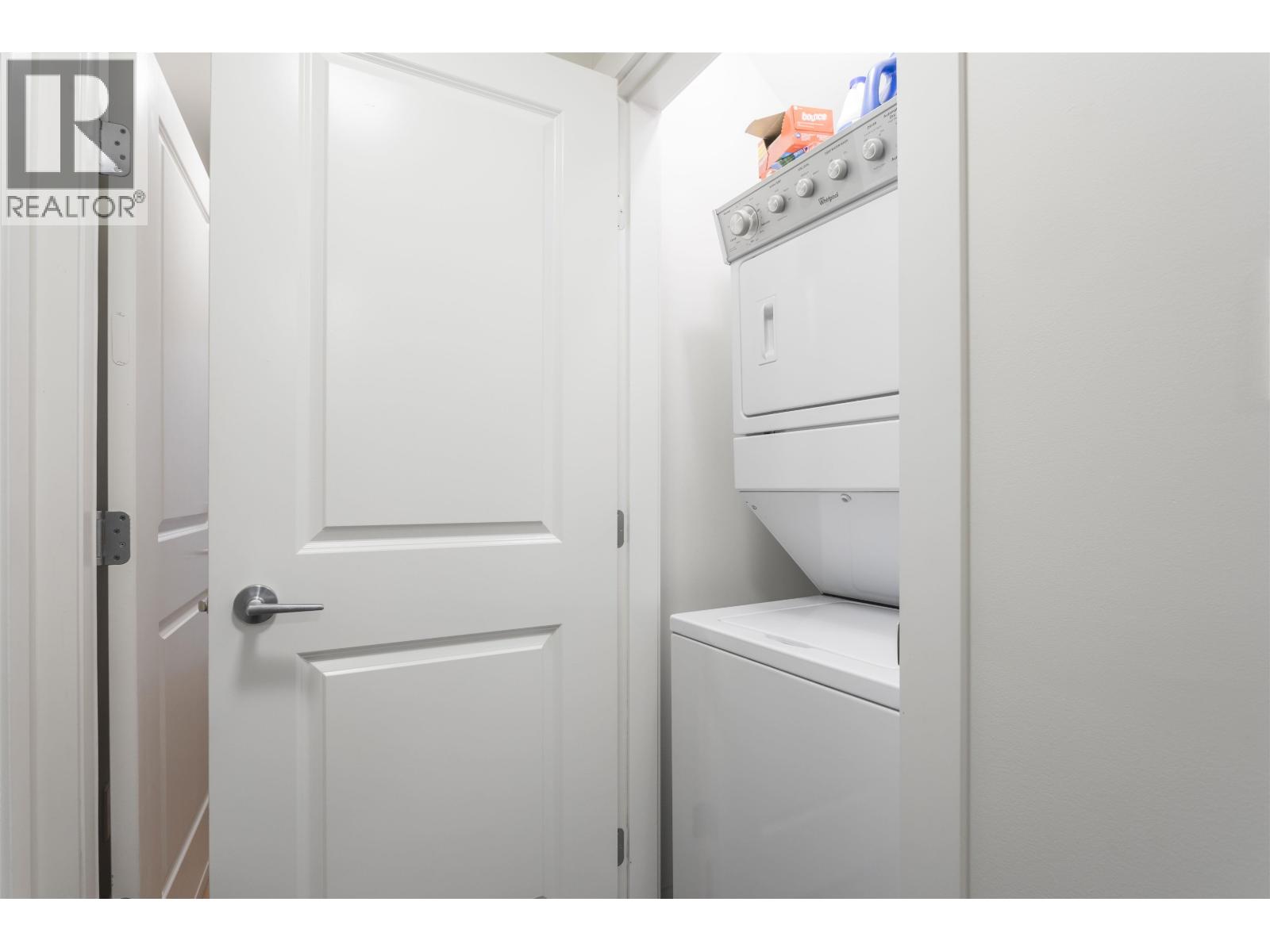 1451 Dayton Street, Coquitlam, British Columbia  V3E 3H2 - Photo 38 - R3163050