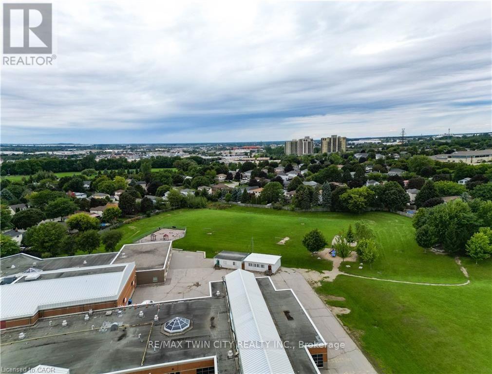 11 Woodborough Place, Cambridge, Ontario  N1R 7W8 - Photo 40 - X13763030