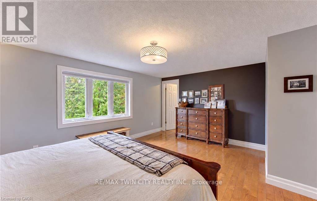 231 Steepleridge Street, Kitchener, Ontario  N2P 2W1 - Photo 25 - X13763072