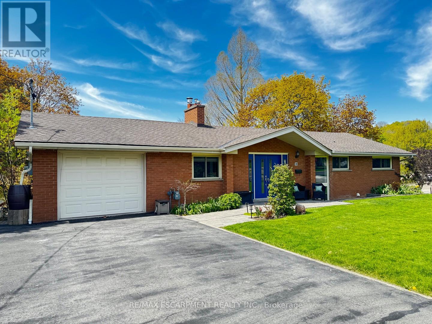 81 Thomson Drive, Hamilton, Ontario  L8B 0G5 - Photo 3 - X13763082