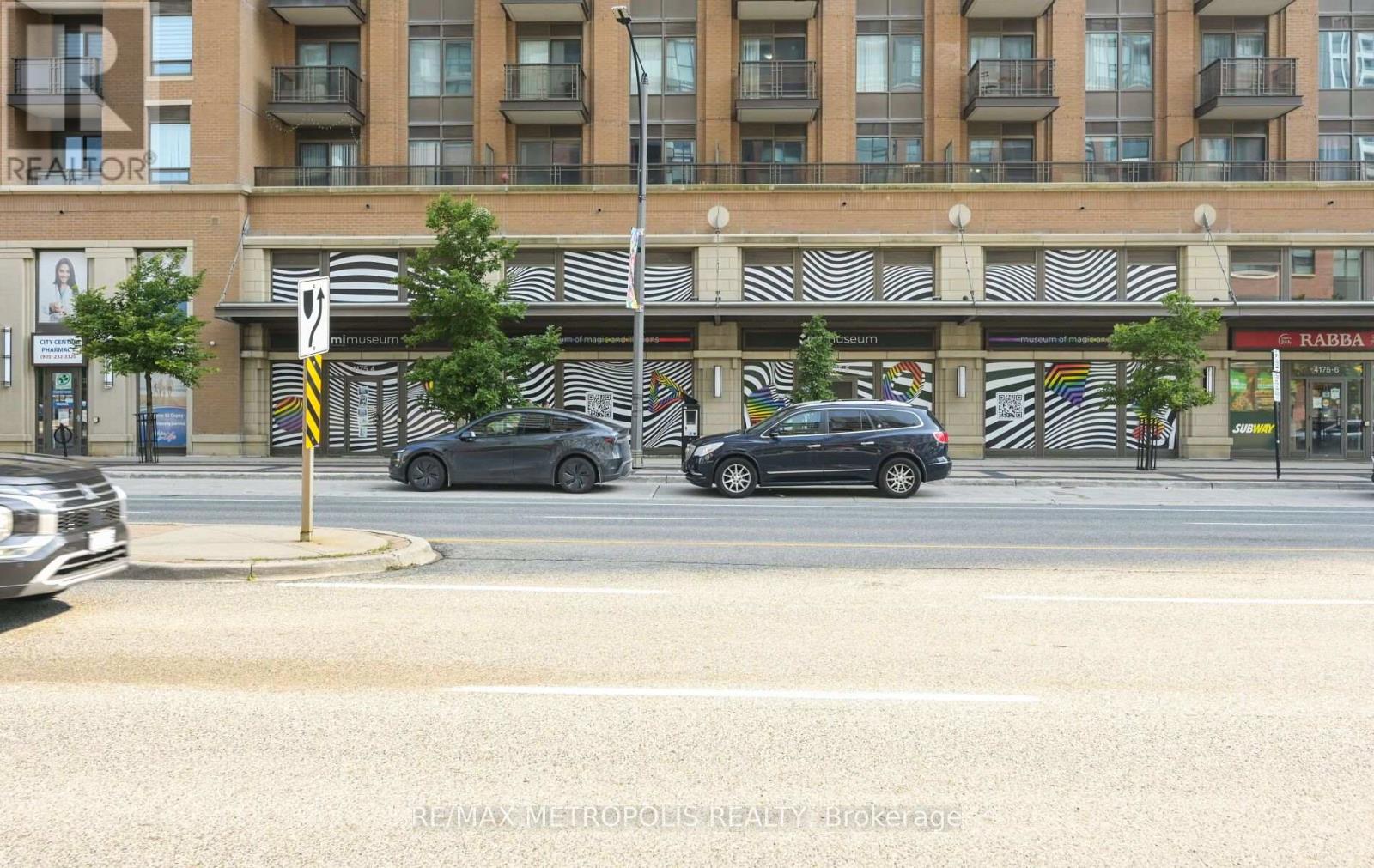 4175 CONFEDERATION PARKWAY, Mississauga, Ontario