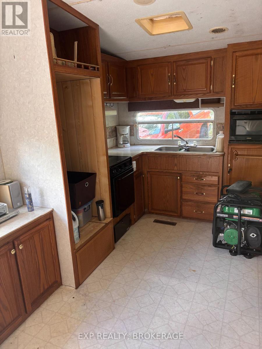 1097 Big Bay Drive E, Frontenac, Ontario  K0H 1B0 - Photo 9 - X13762212