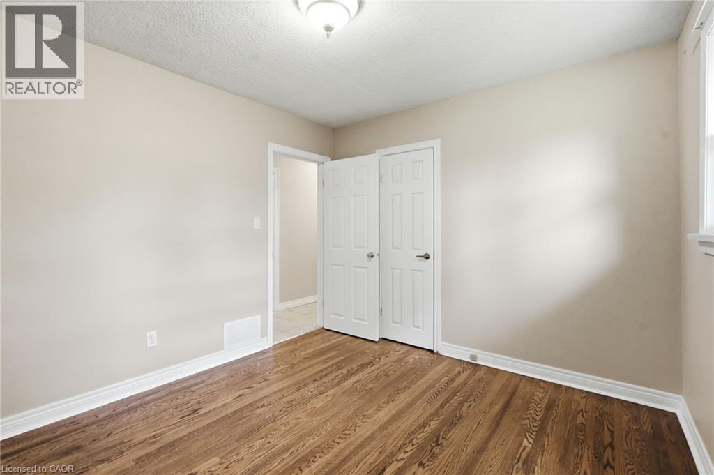 8 Emming Court, Hamilton, Ontario  L9C 4A2 - Photo 28 - 40861908