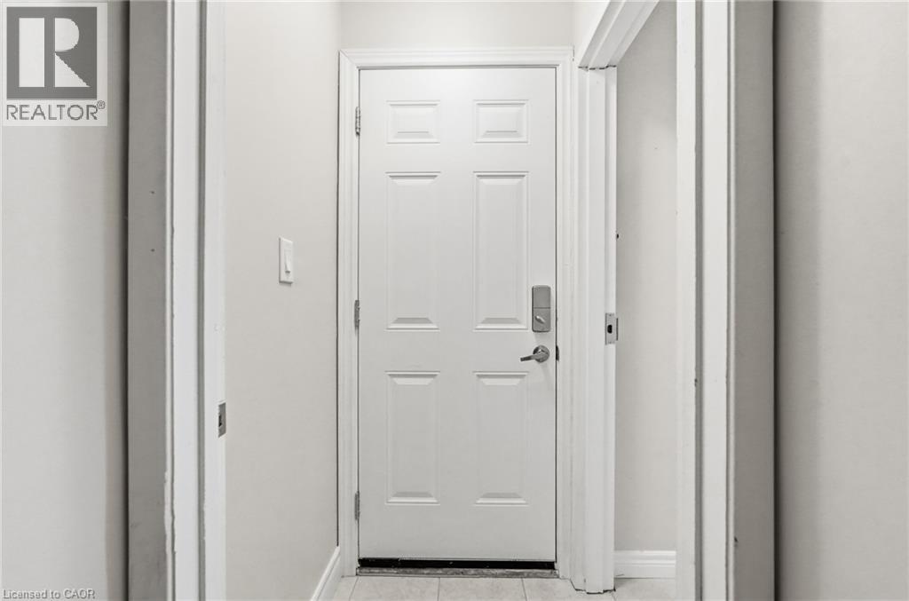 8 Emming Court, Hamilton, Ontario  L9C 4A2 - Photo 29 - 40861908