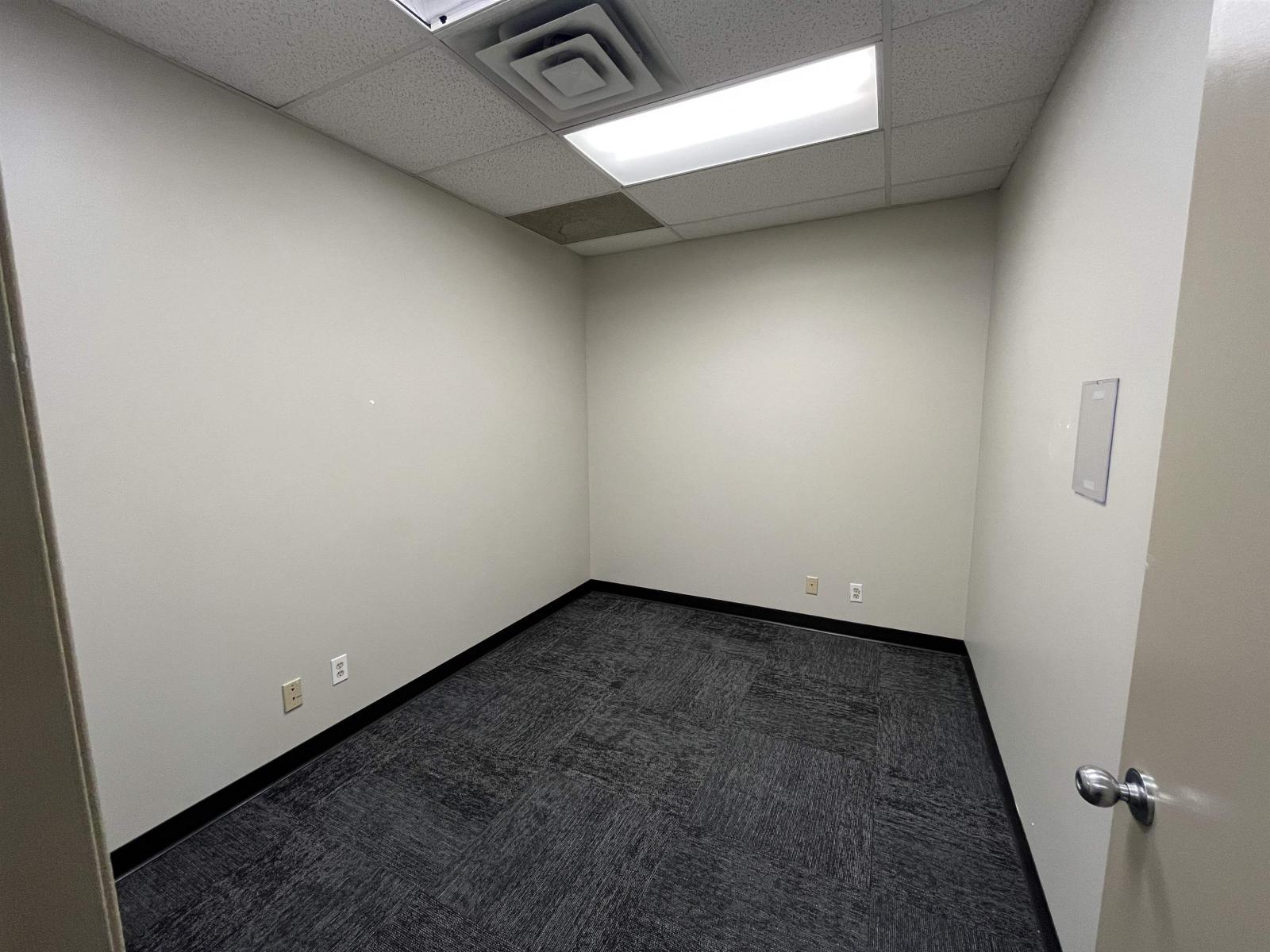 102 10706 King George Boulevard, Surrey, British Columbia  V3T 2X3 - Photo 6 - C8081867