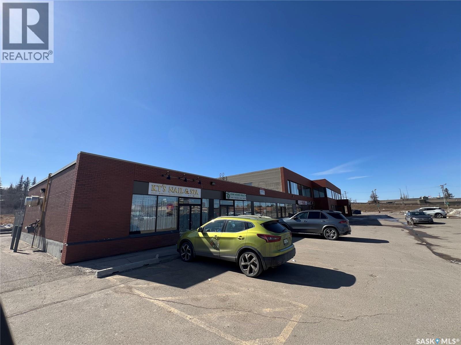 77 15th Street E, Prince Albert, Saskatchewan S6V 1E9 - Photo 3 - SK047992