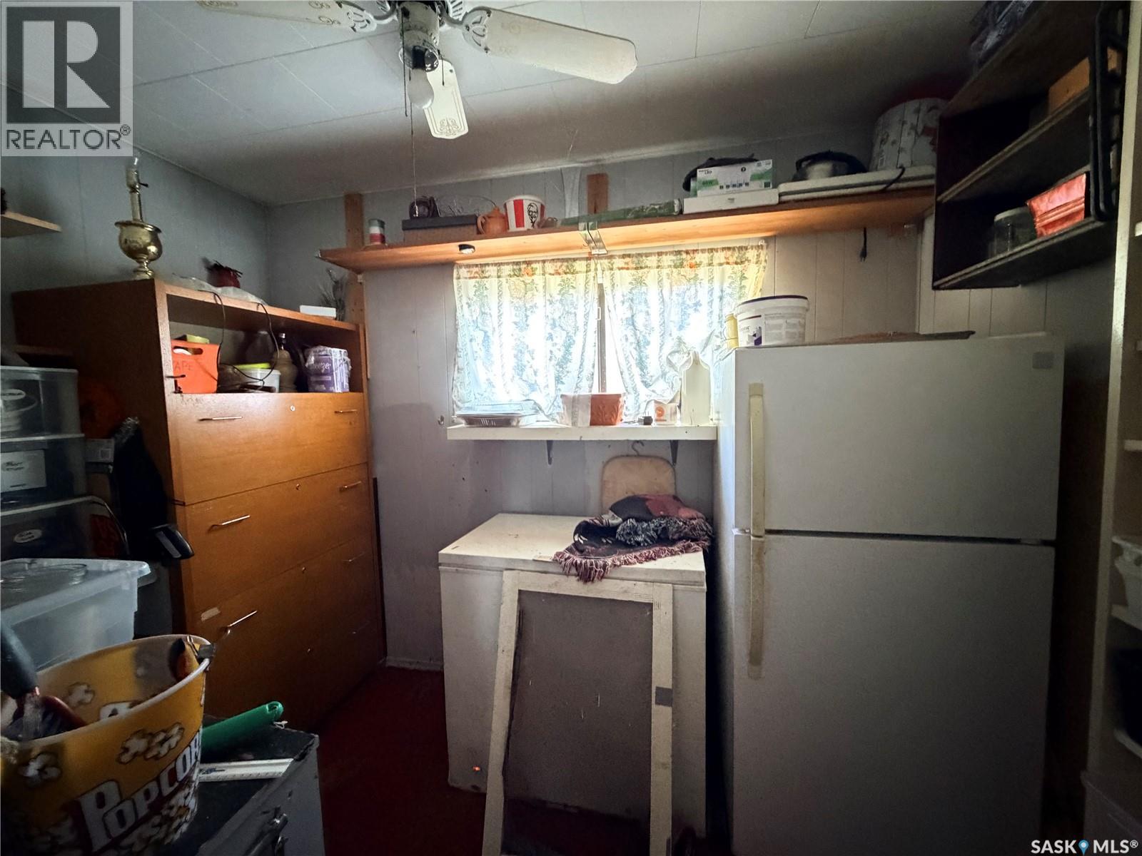 12 3rd Street E, Willow Bunch, Saskatchewan  S0H 4K0 - Photo 10 - SK047959