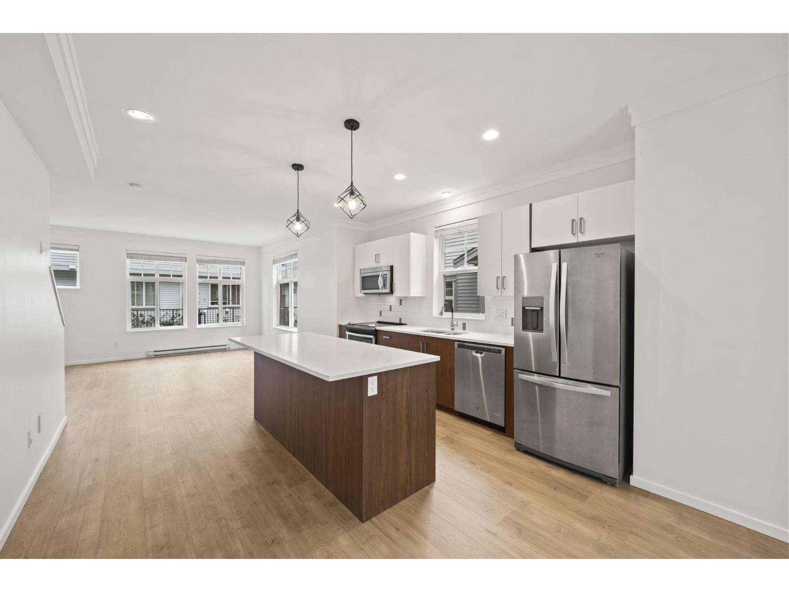 81 5858 142 Street, Surrey, British Columbia  V3X 0H2 - Photo 4 - R3162840