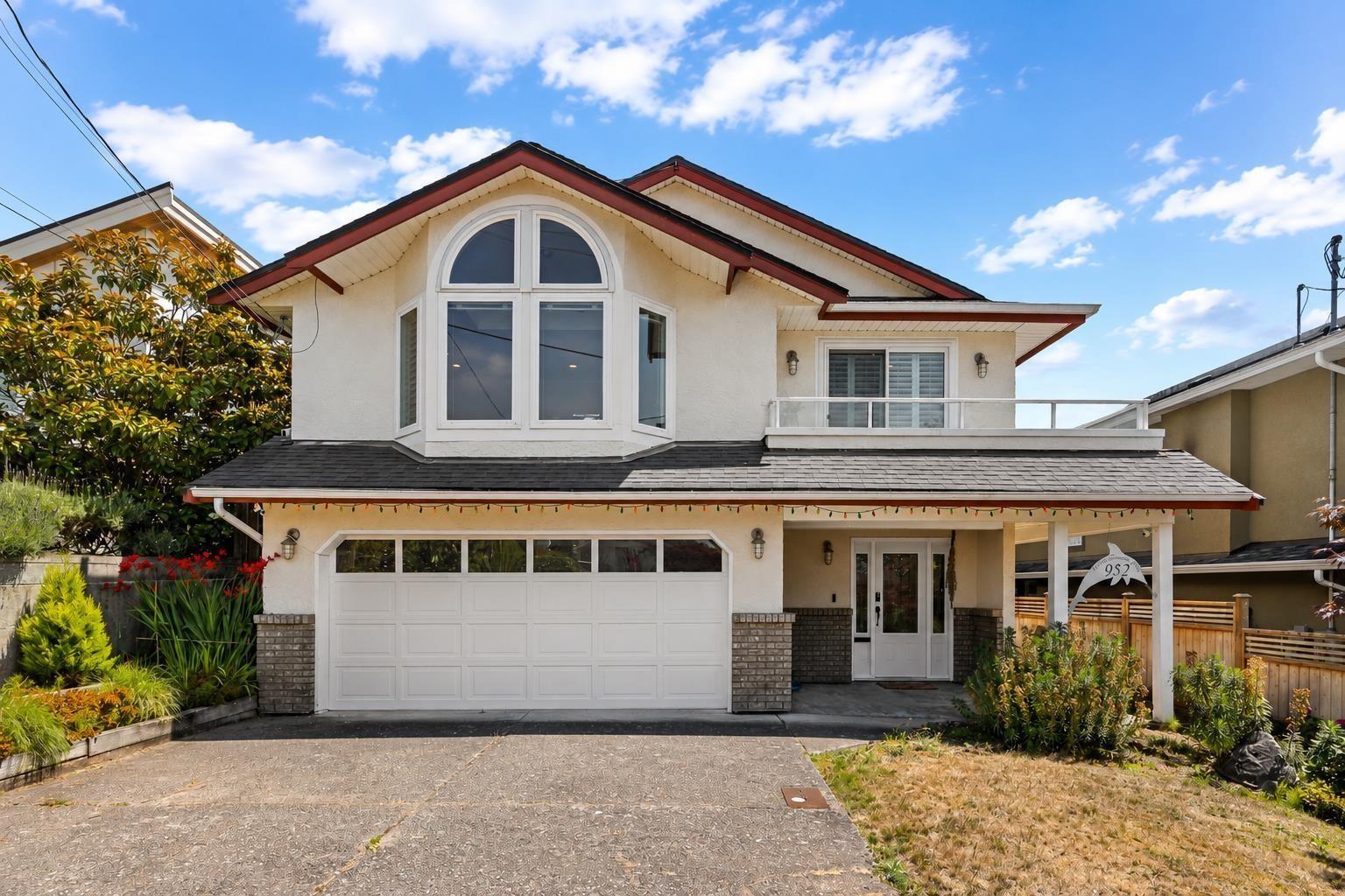 952 Kent Street, White Rock, British Columbia  V4B 4T1 - Photo 2 - R3163017
