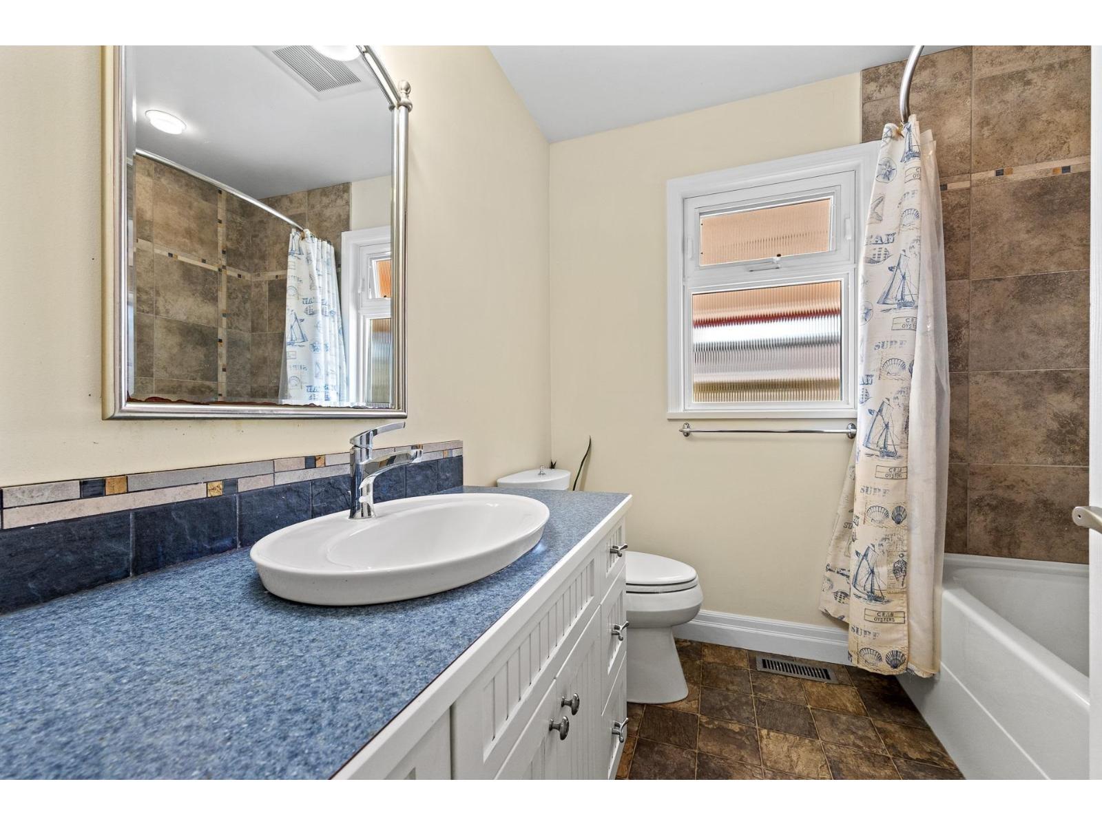 952 Kent Street, White Rock, British Columbia  V4B 4T1 - Photo 19 - R3163017