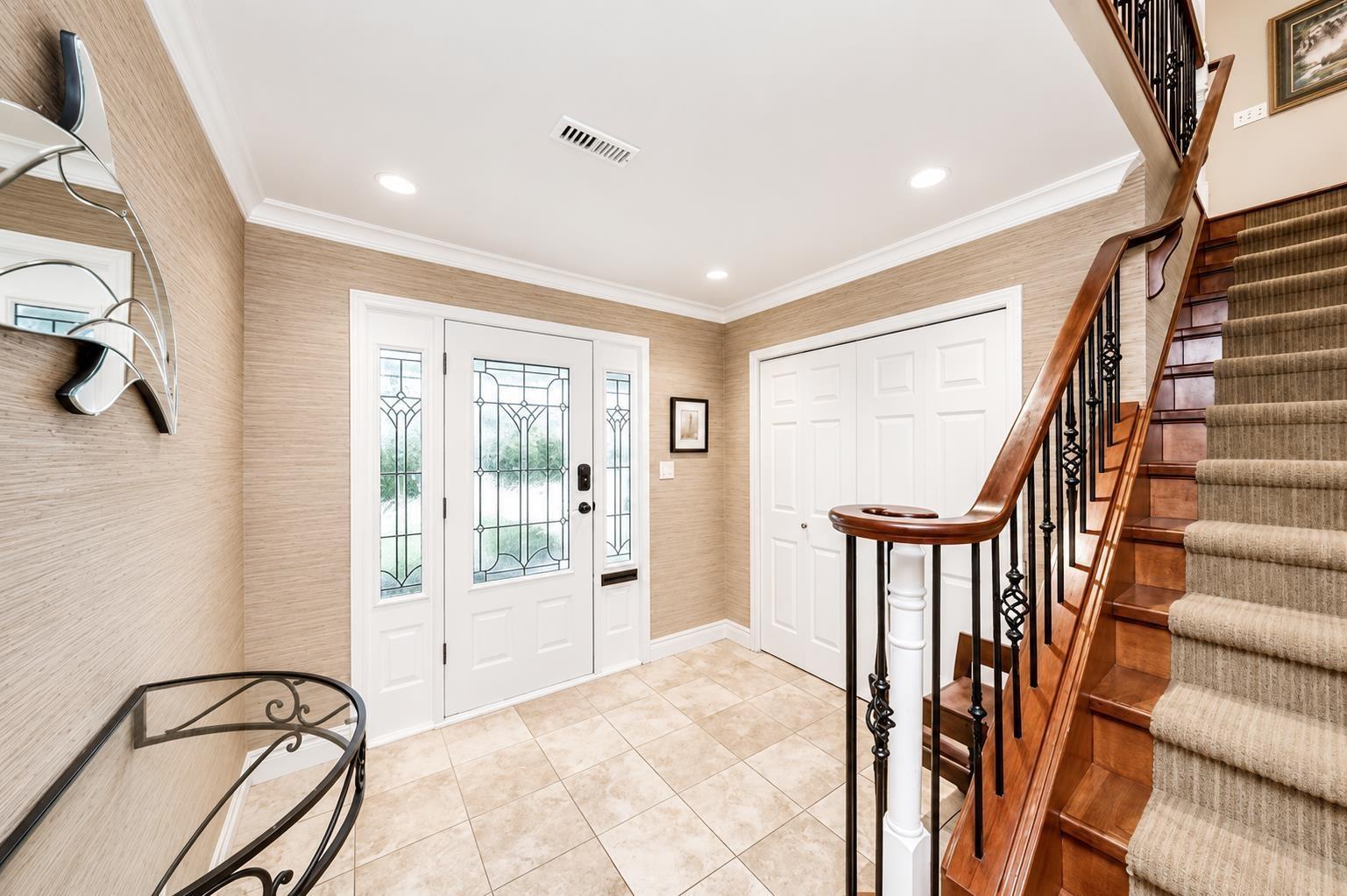 952 Kent Street, White Rock, British Columbia  V4B 4T1 - Photo 5 - R3163017