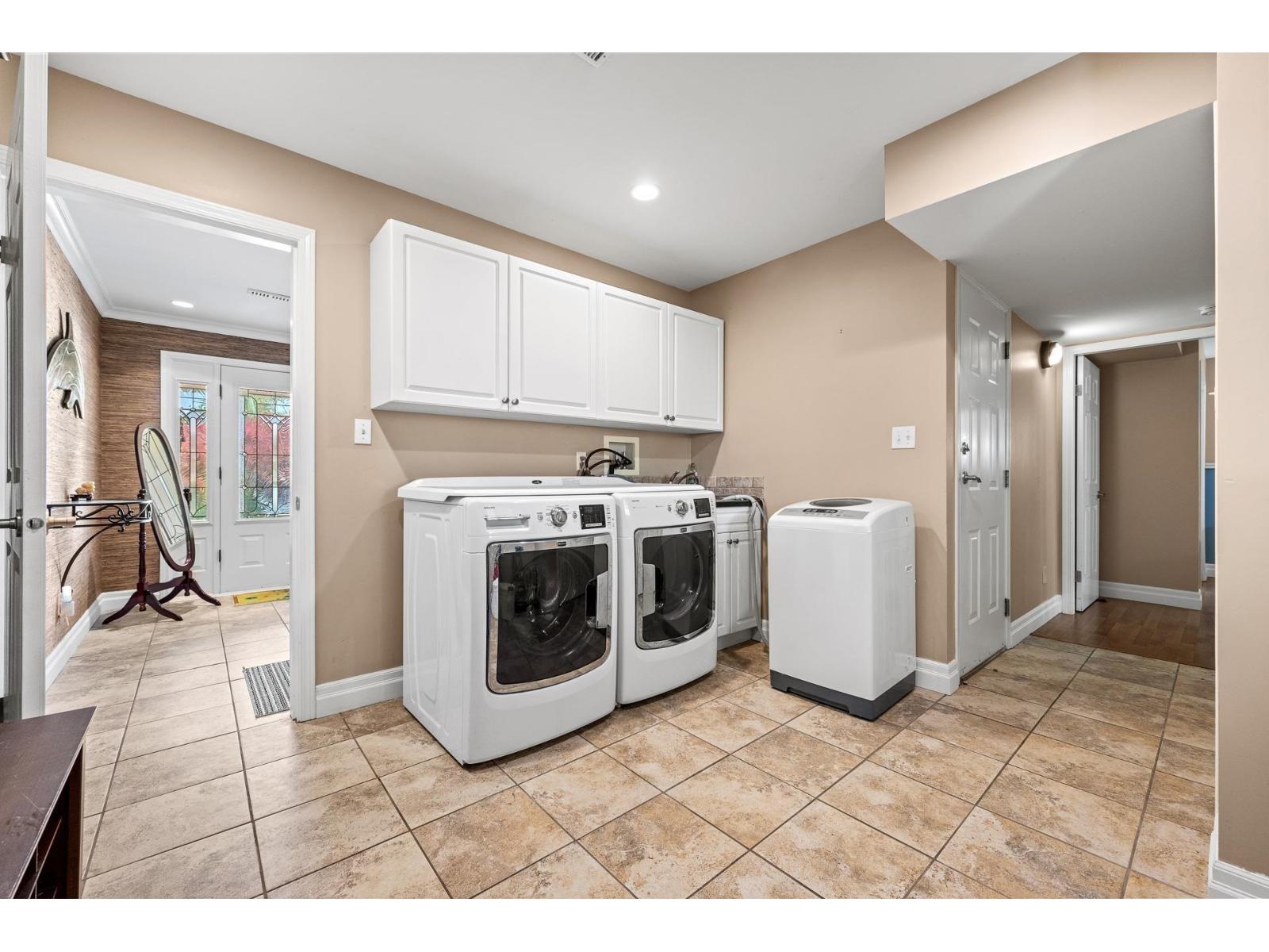 952 Kent Street, White Rock, British Columbia  V4B 4T1 - Photo 22 - R3163017