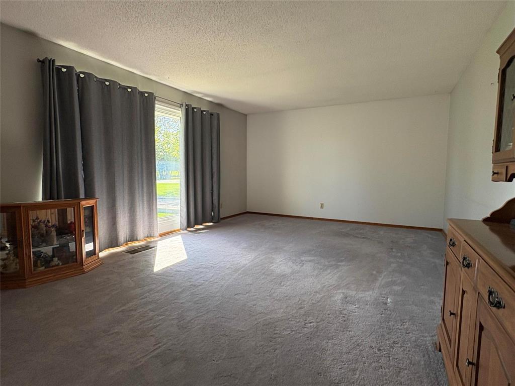 109 Lakeview Avenue, Killarney, Manitoba  R0K 1G0 - Photo 14 - 202622601