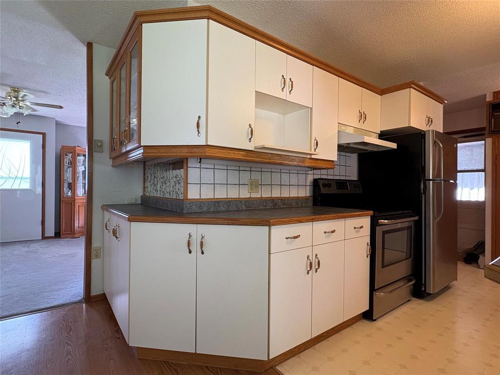 109 Lakeview Avenue, Killarney, Manitoba  R0K 1G0 - Photo 9 - 202622601
