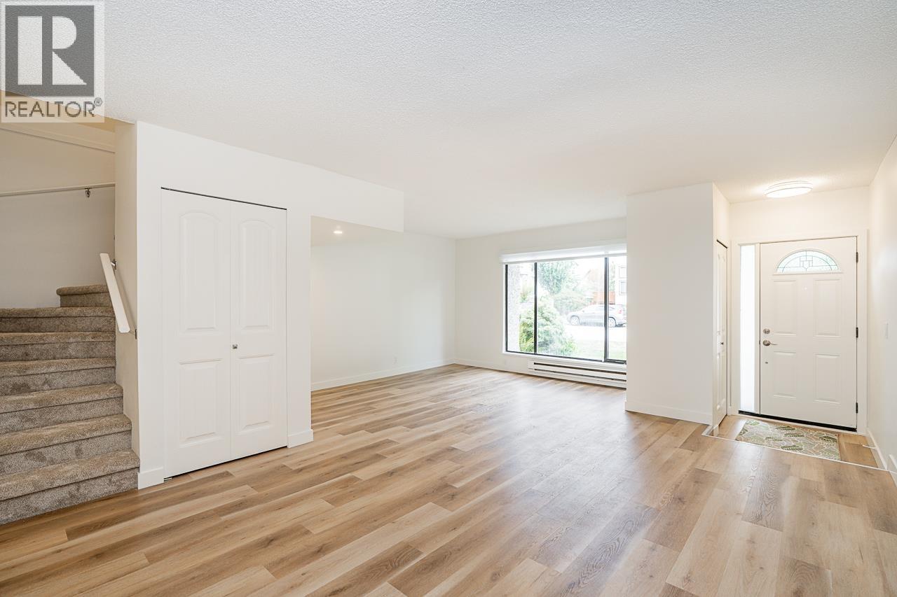 3363 Sefton Street, Port Coquitlam, British Columbia V3B 5C9 - Photo 14 - R3163306
