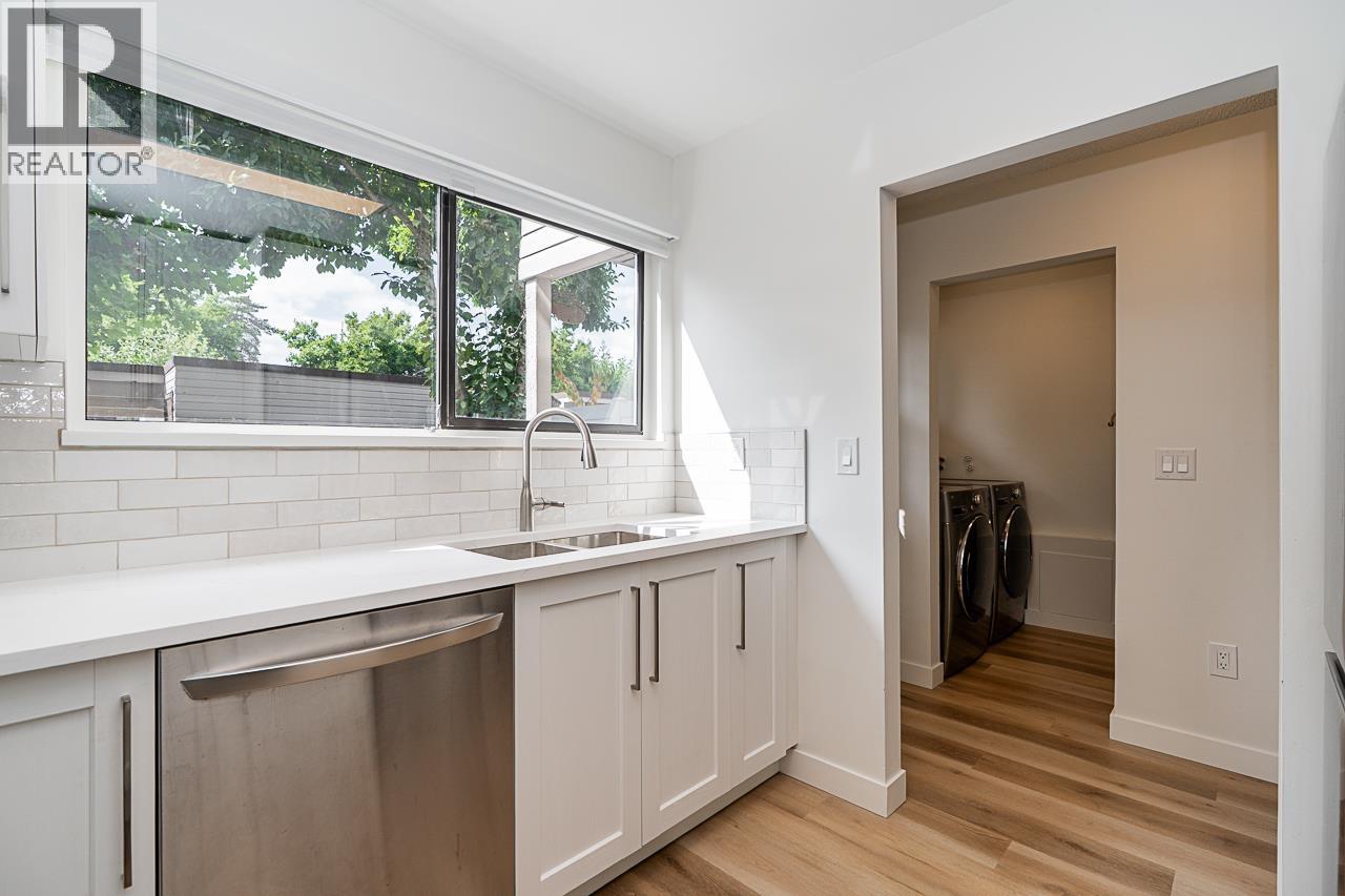 3363 Sefton Street, Port Coquitlam, British Columbia V3B 5C9 - Photo 6 - R3163306