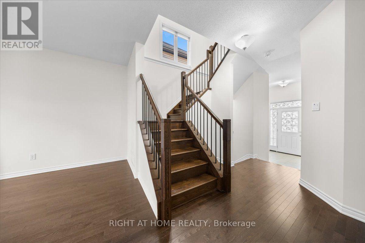605 Silver Spruce Way, Ottawa, Ontario  K2M 0L1 - Photo 18 - X13763148