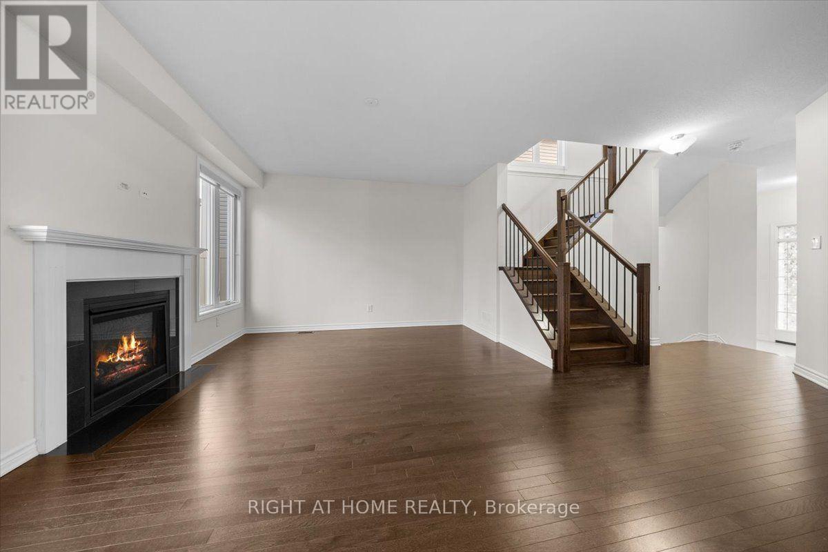 605 Silver Spruce Way, Ottawa, Ontario  K2M 0L1 - Photo 6 - X13763148