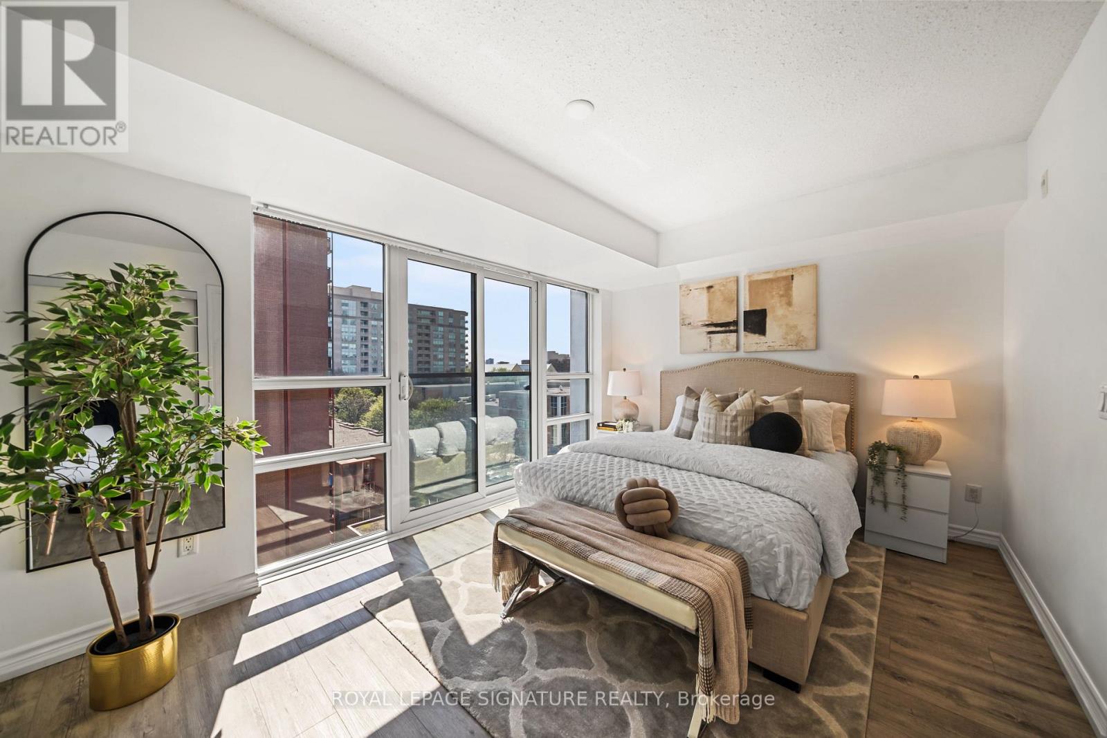 721 - 35 Saranac Boulevard, Toronto, Ontario  M6A 2G4 - Photo 5 - C13763108
