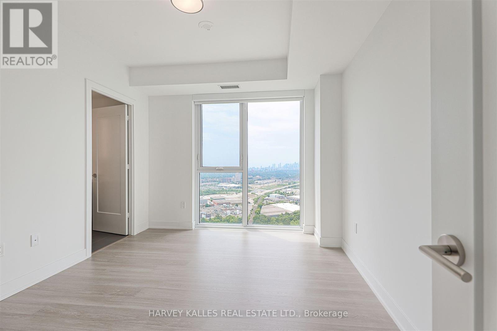 4209 - 30 Inn On The Park Drive, Toronto, Ontario  M3C 0P8 - Photo 29 - C13763114