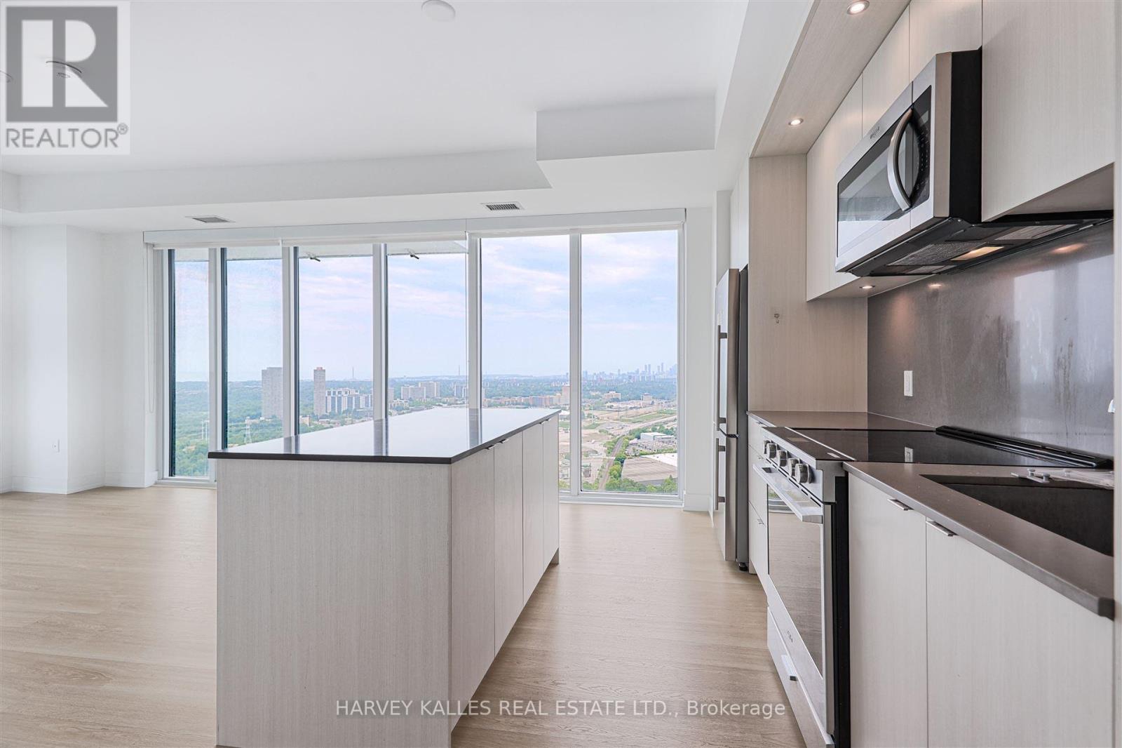 4209 - 30 Inn On The Park Drive, Toronto, Ontario  M3C 0P8 - Photo 6 - C13763114