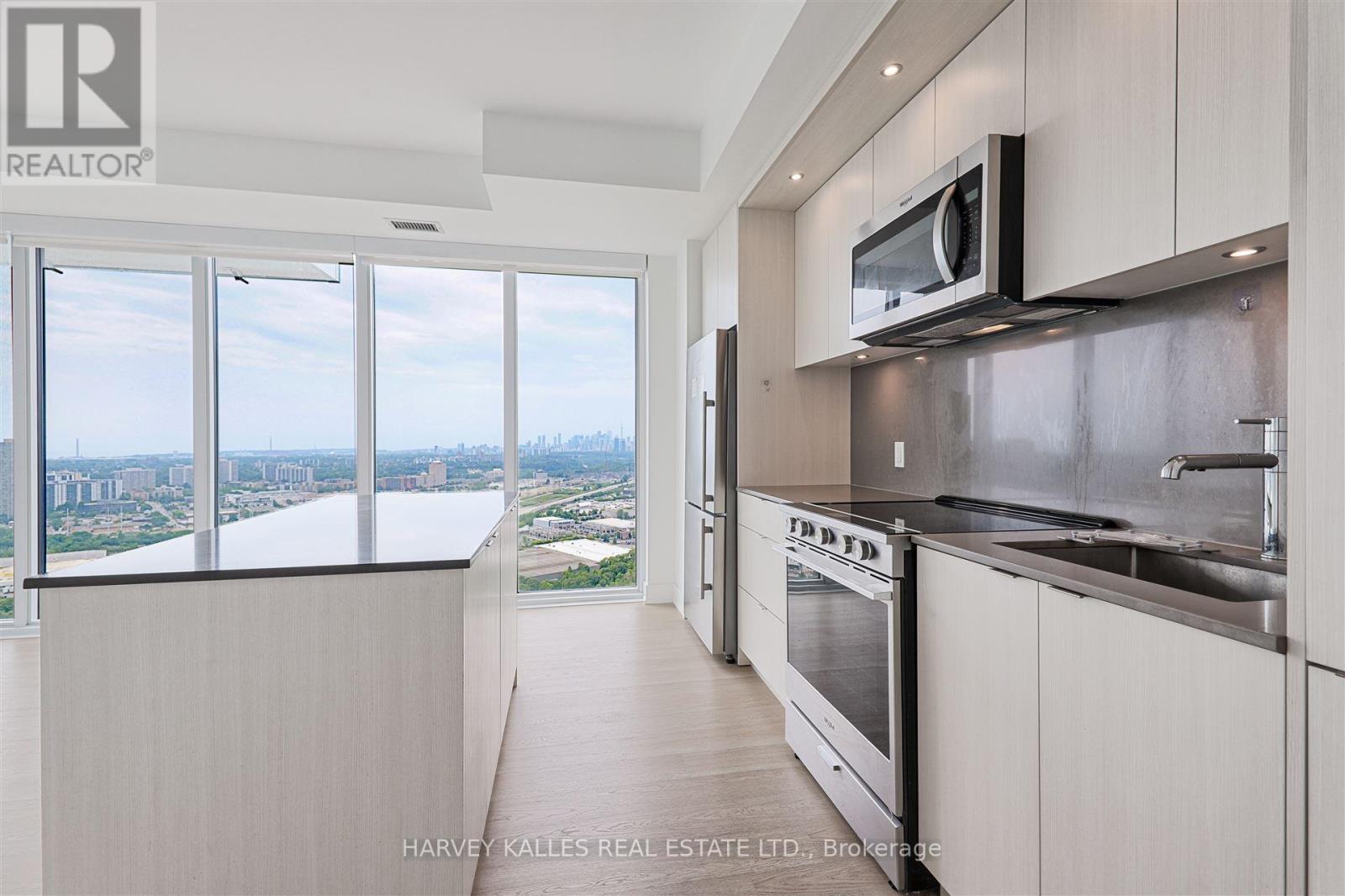 4209 - 30 Inn On The Park Drive, Toronto, Ontario  M3C 0P8 - Photo 7 - C13763114