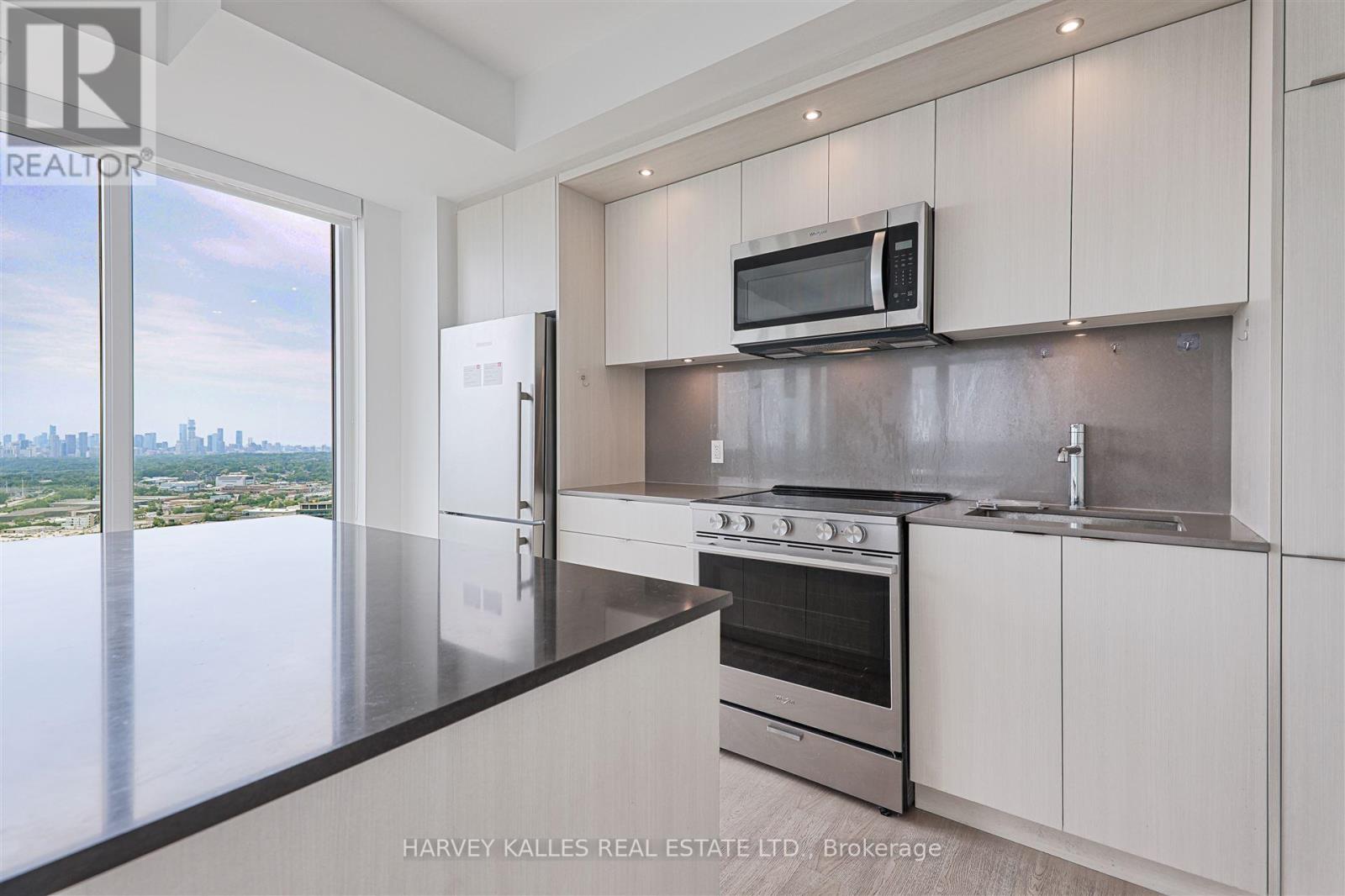 4209 - 30 Inn On The Park Drive, Toronto, Ontario  M3C 0P8 - Photo 9 - C13763114