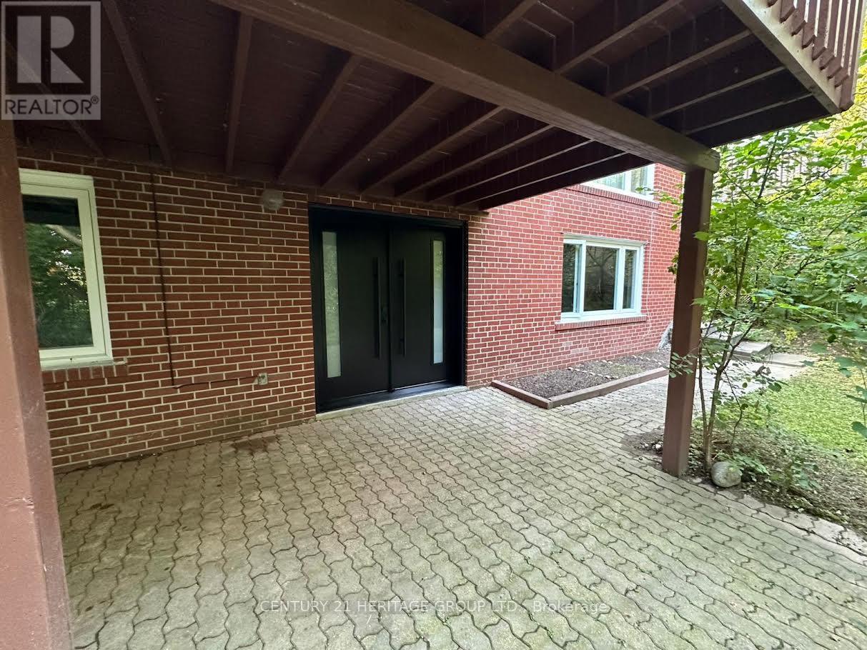 115 Banstock Drive, Toronto, Ontario  M2K 2H7 - Photo 1 - C13763136