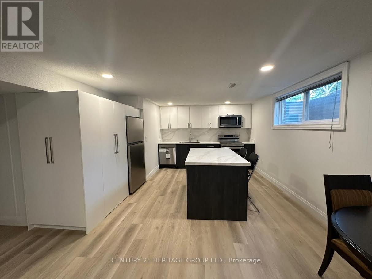 115 Banstock Drive, Toronto, Ontario  M2K 2H7 - Photo 2 - C13763136
