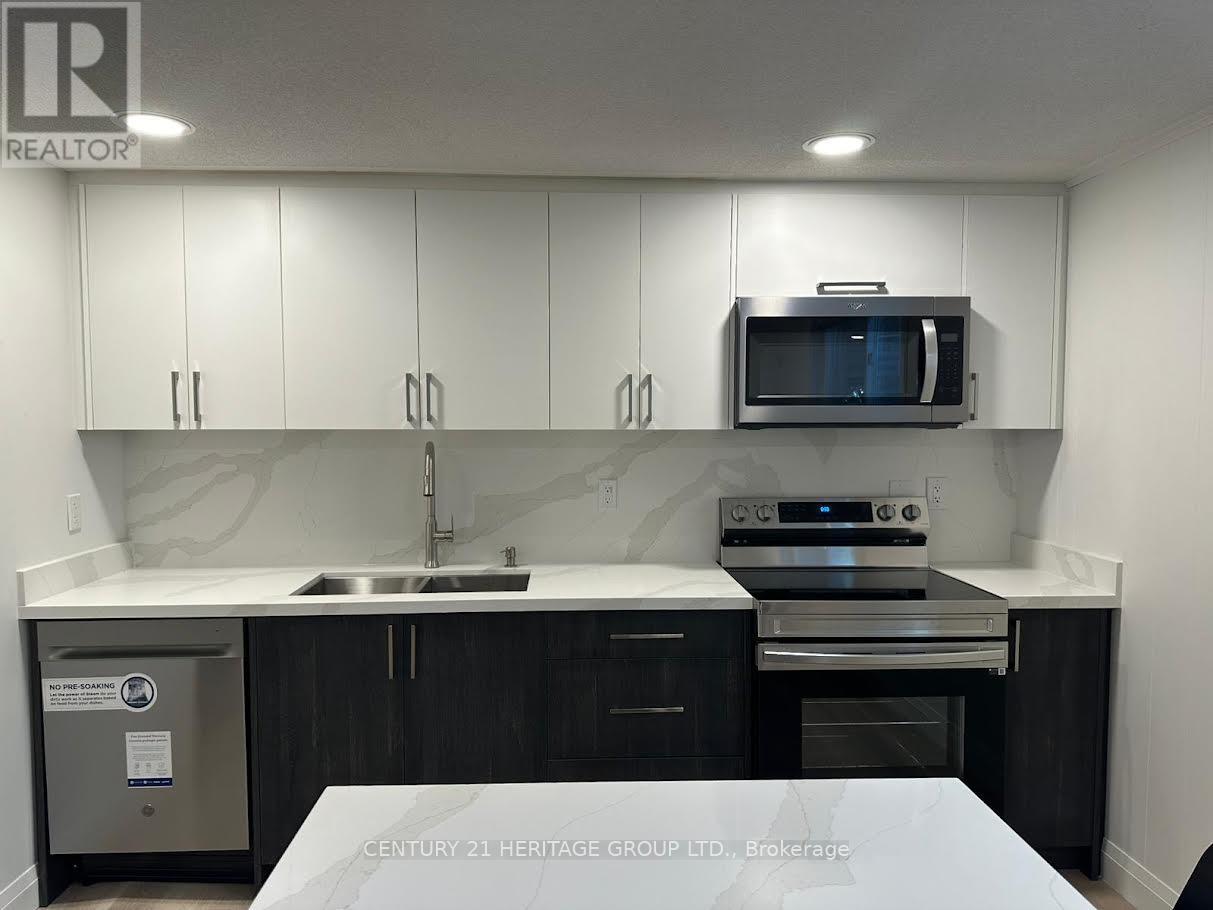 115 Banstock Drive, Toronto, Ontario  M2K 2H7 - Photo 3 - C13763136