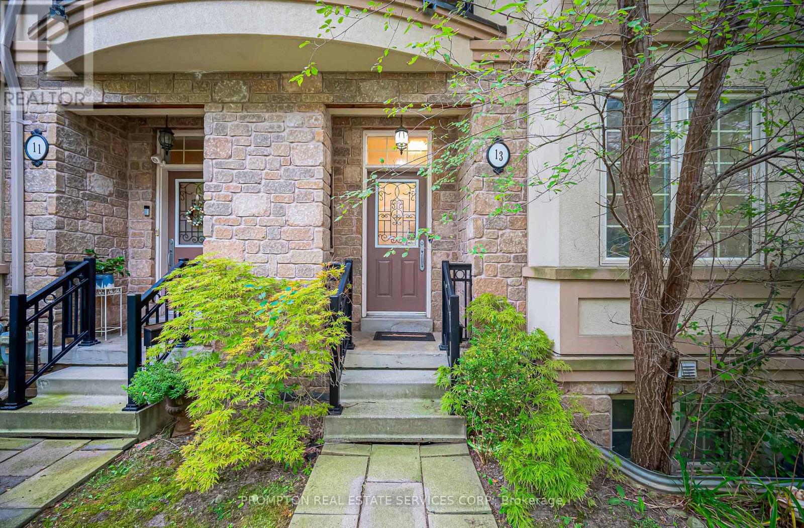 13 Flook Lane, Toronto, Ontario  M2R 3Y5 - Photo 2 - C13763222