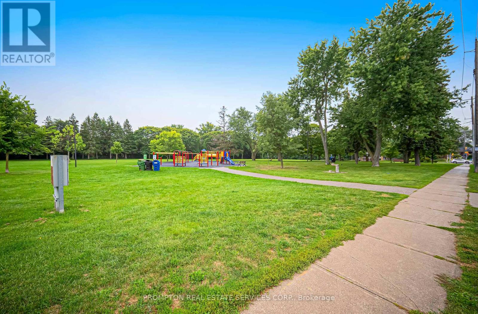 13 Flook Lane, Toronto, Ontario  M2R 3Y5 - Photo 35 - C13763222