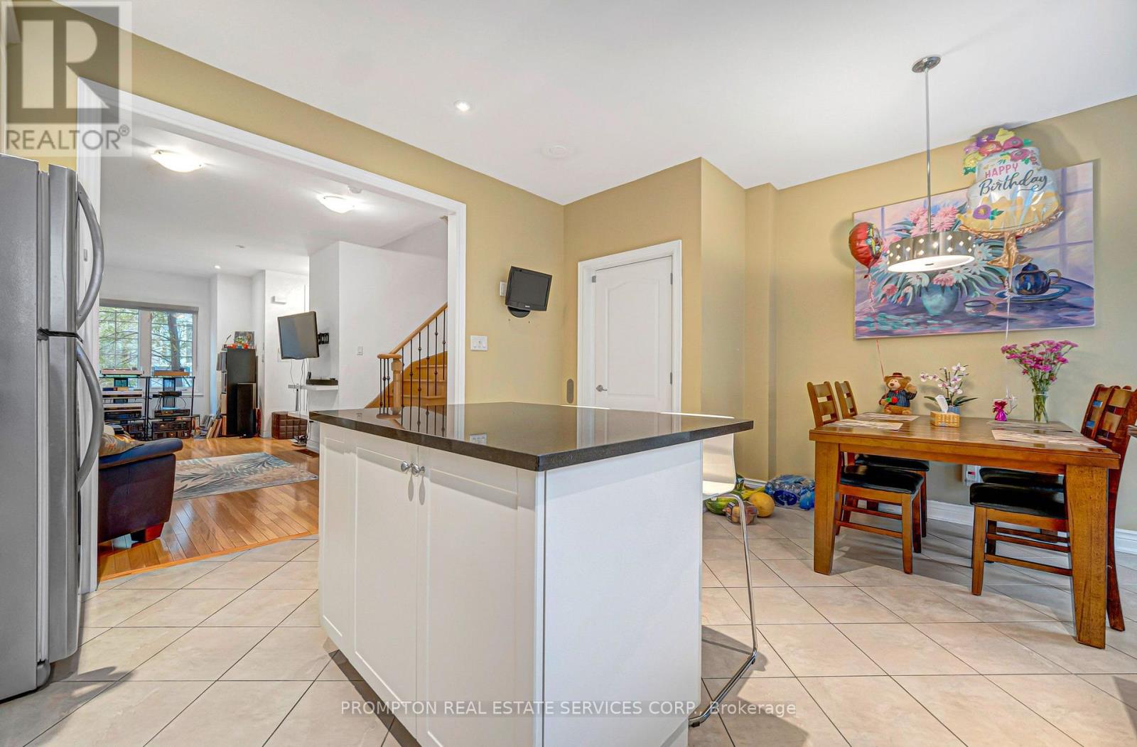 13 Flook Lane, Toronto, Ontario  M2R 3Y5 - Photo 9 - C13763222