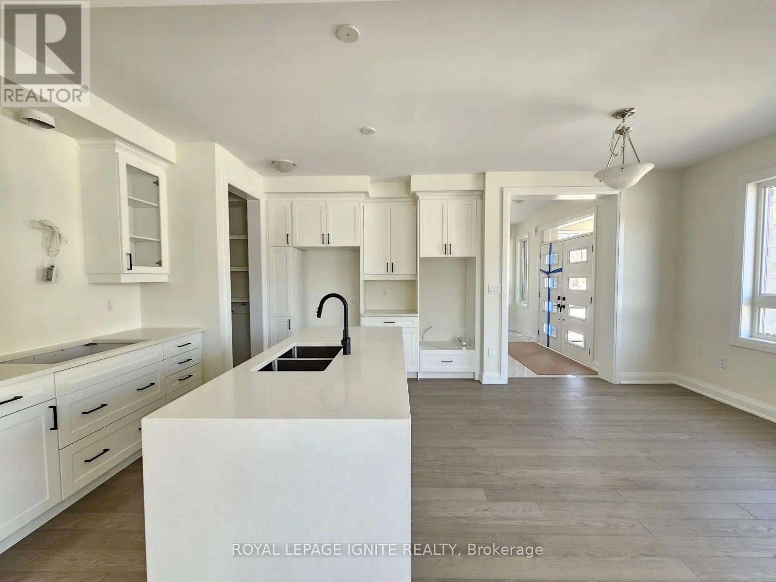 3250 Chimney Swift Crescent, Pickering, Ontario  L1X 0N3 - Photo 5 - E13763178