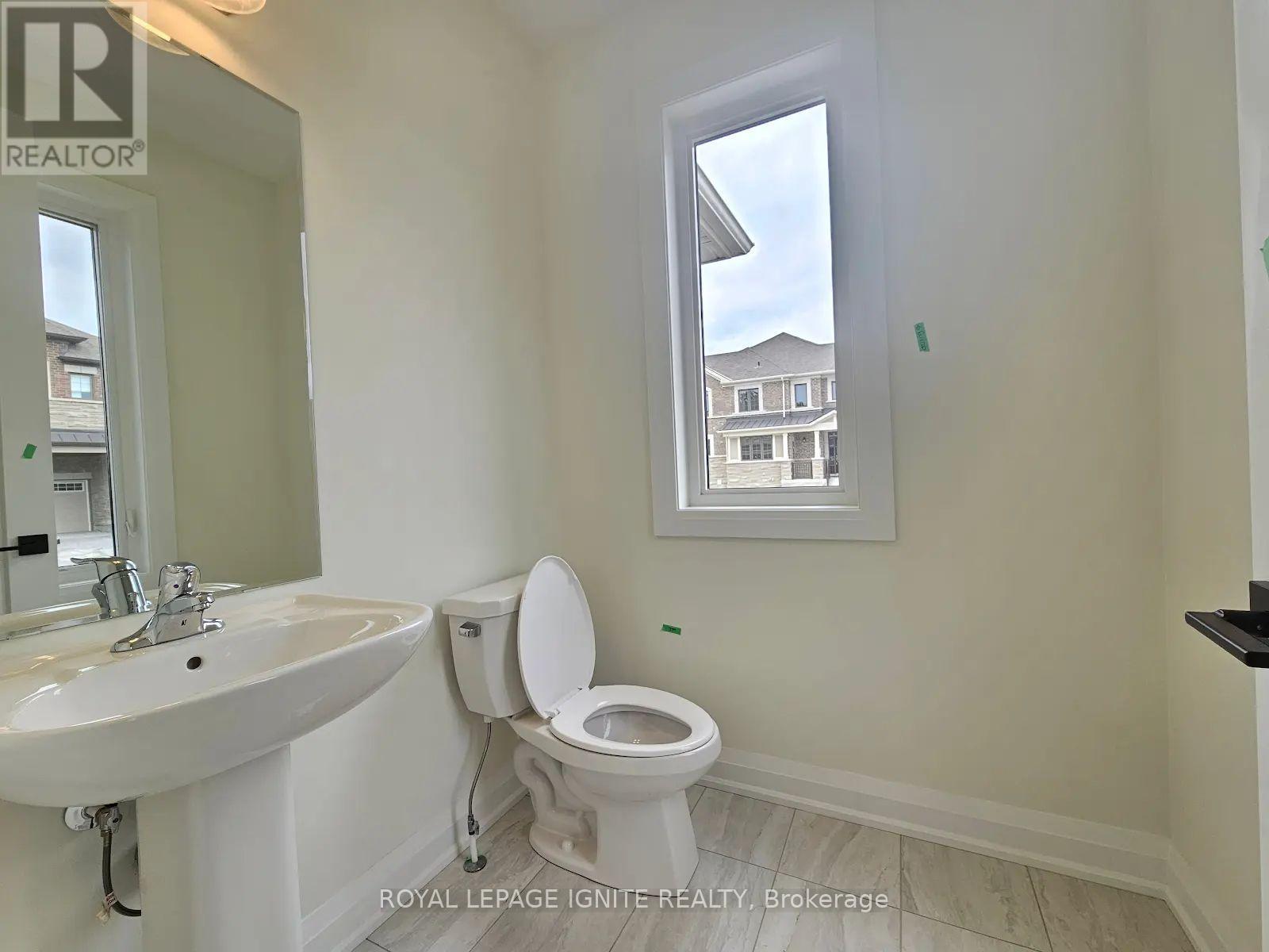 3250 Chimney Swift Crescent, Pickering, Ontario  L1X 0N3 - Photo 8 - E13763178