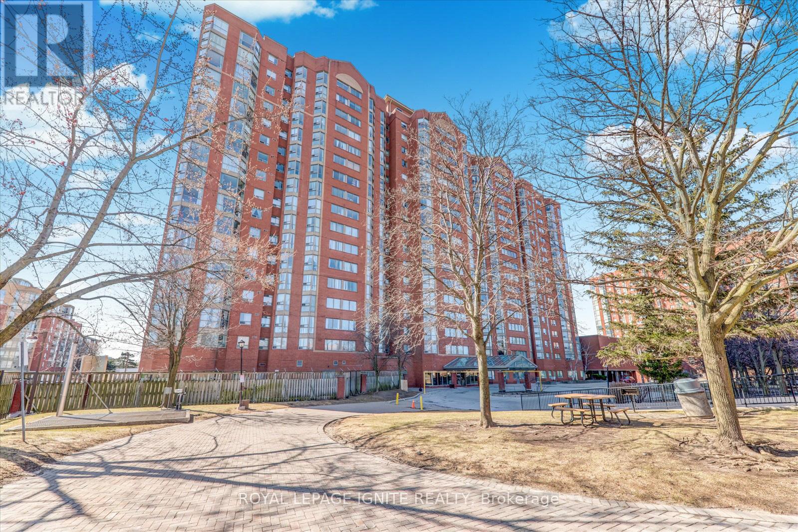 712 - 2466 Eglinton Avenue E, Toronto, Ontario M1K 5J8 - Photo 2 - E13763196