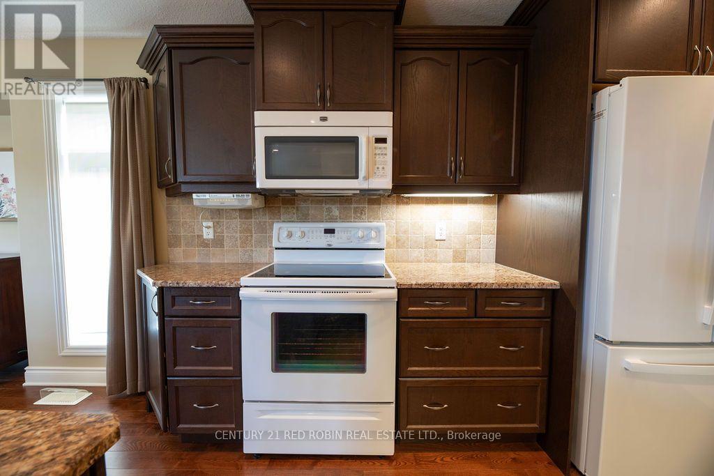 468 Macdonald Street, Strathroy-Caradoc, Ontario  N7G 0C8 - Photo 11 - X13760532