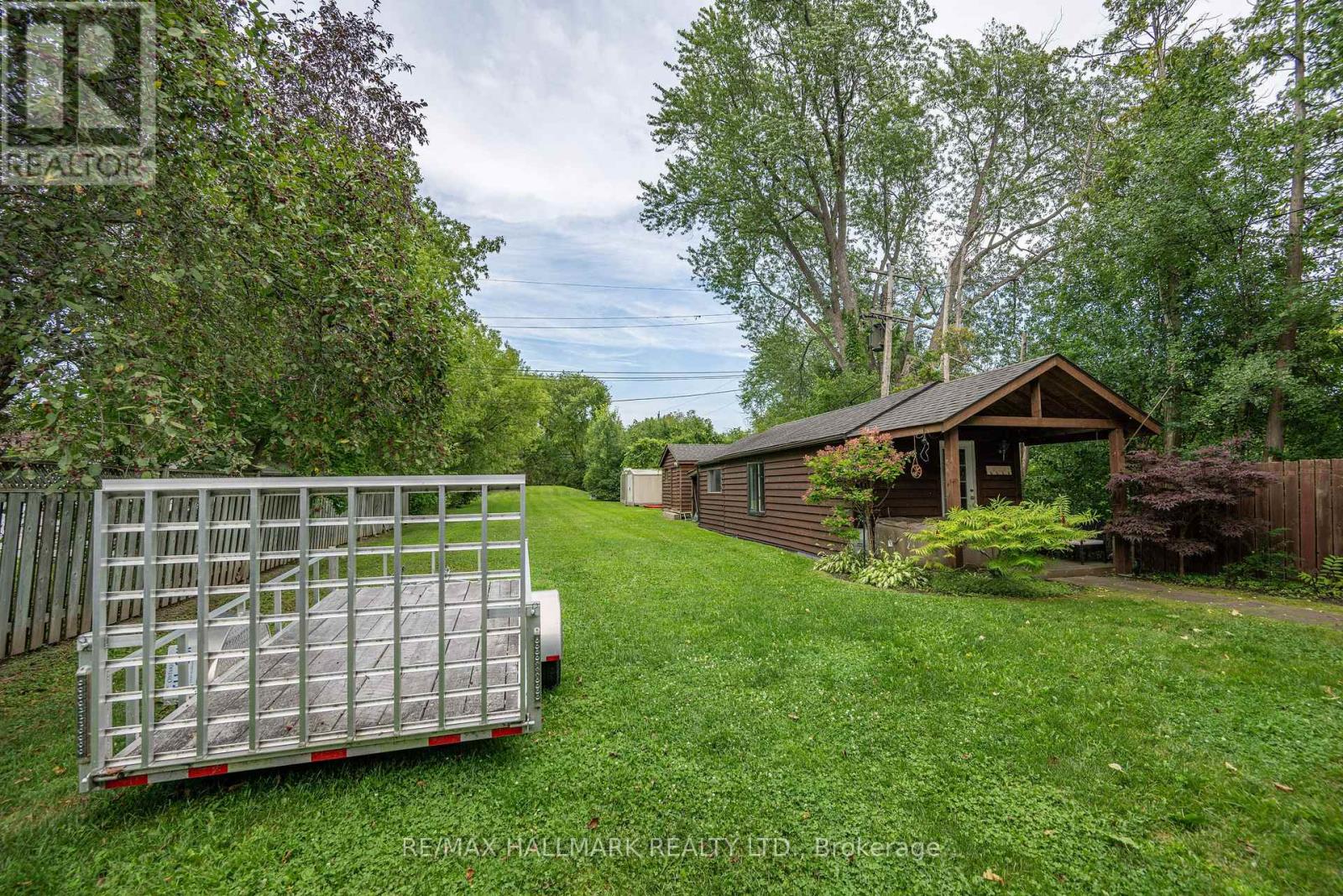 361 Lake Drive N, Georgina, Ontario  L4P 3C8 - Photo 17 - N13763102