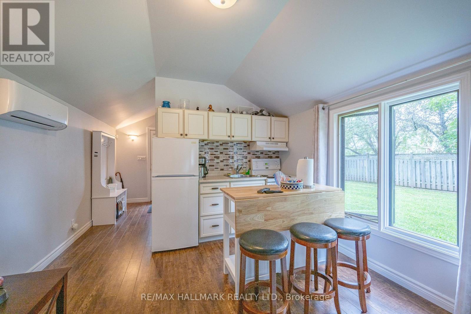 361 Lake Drive N, Georgina, Ontario  L4P 3C8 - Photo 18 - N13763102