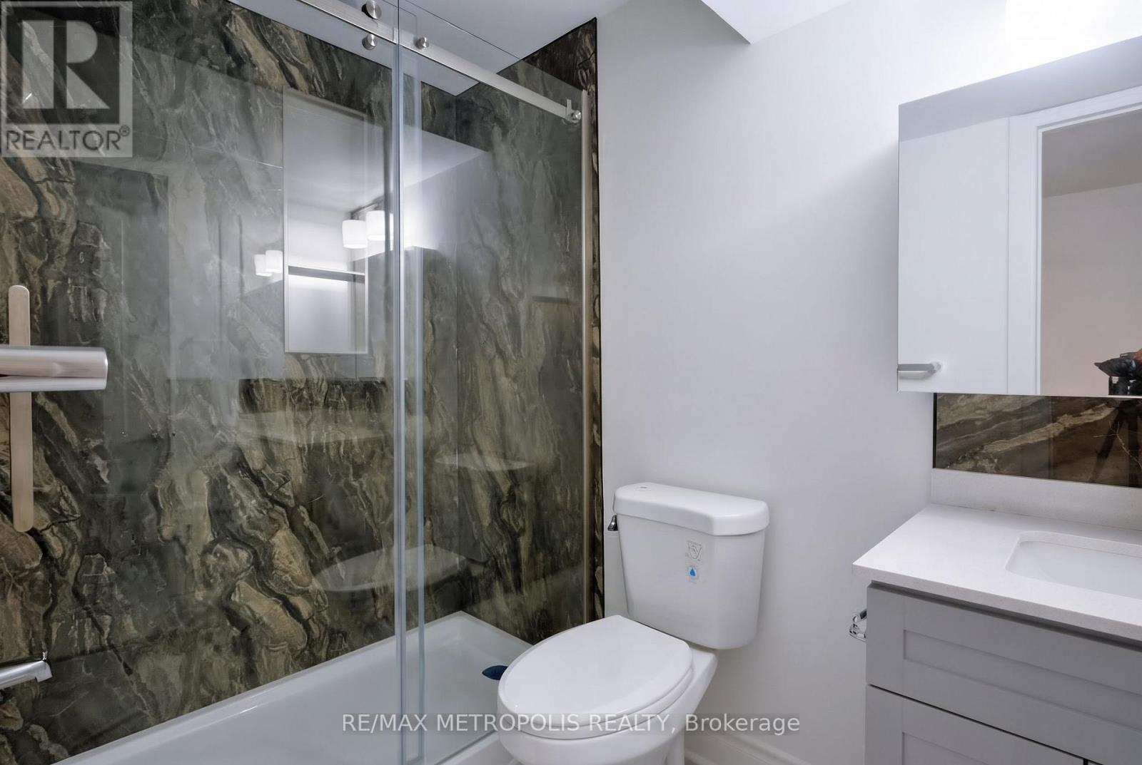 Bsmt - 11 Huron Lane, Bradford West Gwillimbury, Ontario  L3Z 0N2 - Photo 11 - N13763244