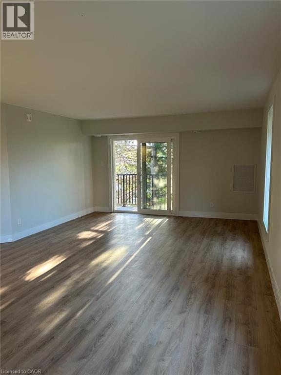 3085 Kingsway Drive Unit# 21, Kitchener, Ontario  N2C 2P1 - Photo 33 - 40861946