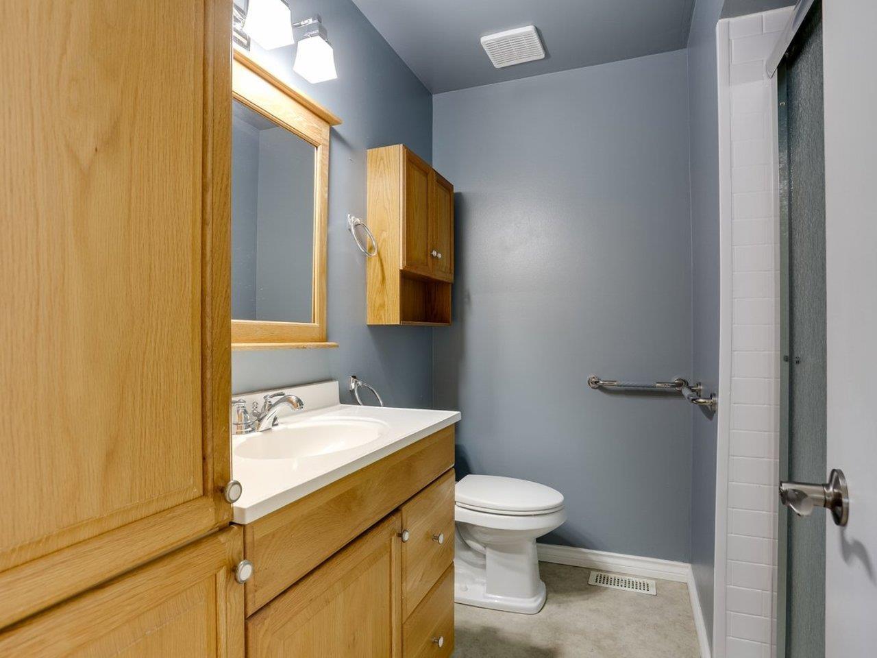 15866 North Bluff Road, White Rock, British Columbia  V4B 3G7 - Photo 13 - R3163495