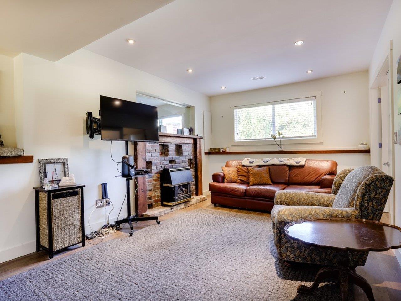 15866 North Bluff Road, White Rock, British Columbia  V4B 3G7 - Photo 16 - R3163495