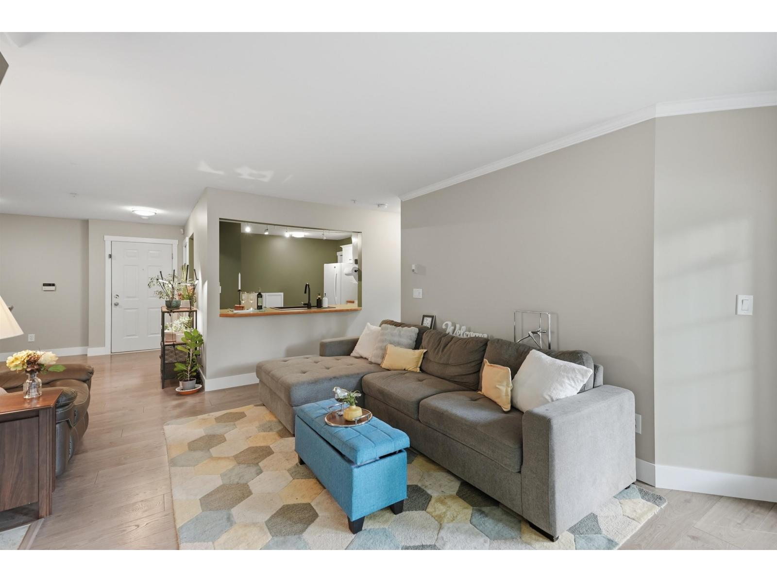 101 6557 121 Street, Surrey, British Columbia  V3W 1E7 - Photo 4 - R3163357