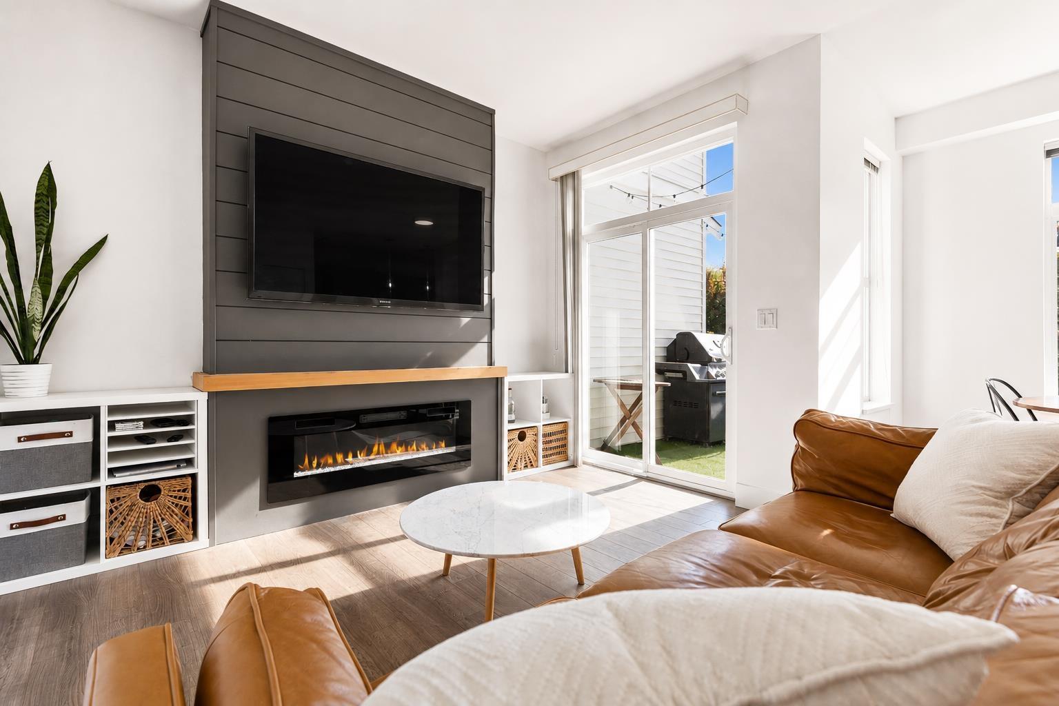 12 19433 68 Avenue, Surrey, British Columbia  V4N 6M8 - Photo 2 - R3163545