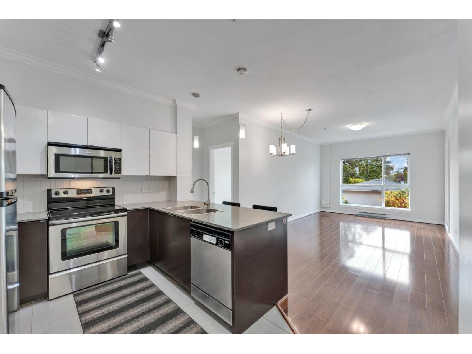 335 13733 107a Avenue, Surrey, British Columbia  V3T 0B7 - Photo 3 - R3163534